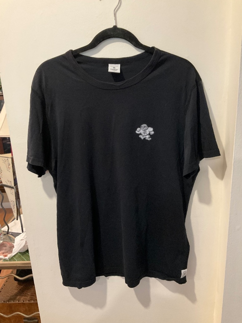 EUC Reignng Champ Black T-Shirt Size Large